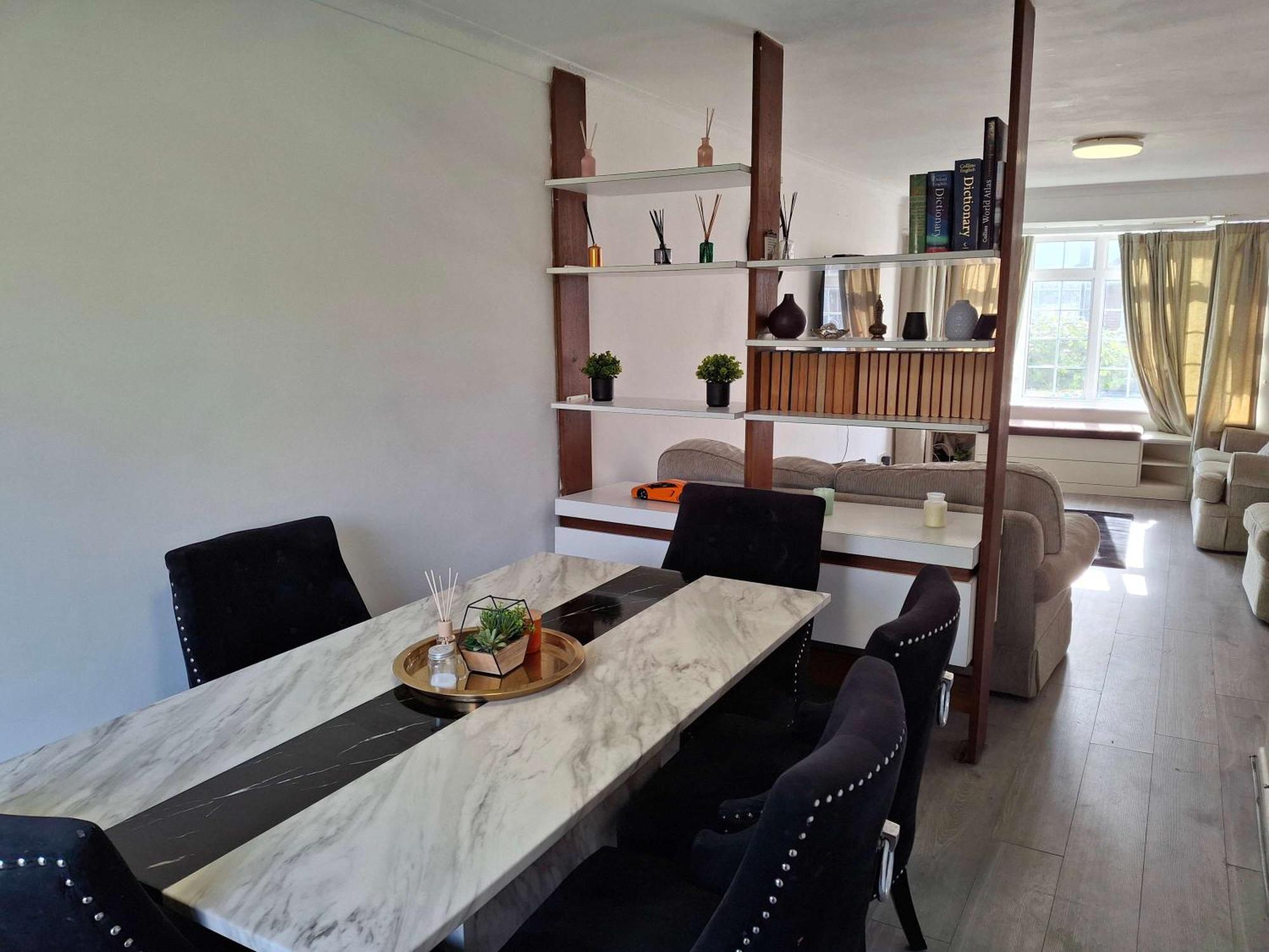 Nicely Decorated 3 Bedroom House Near Heathrow, London Staines-upon-Thames Ngoại thất bức ảnh