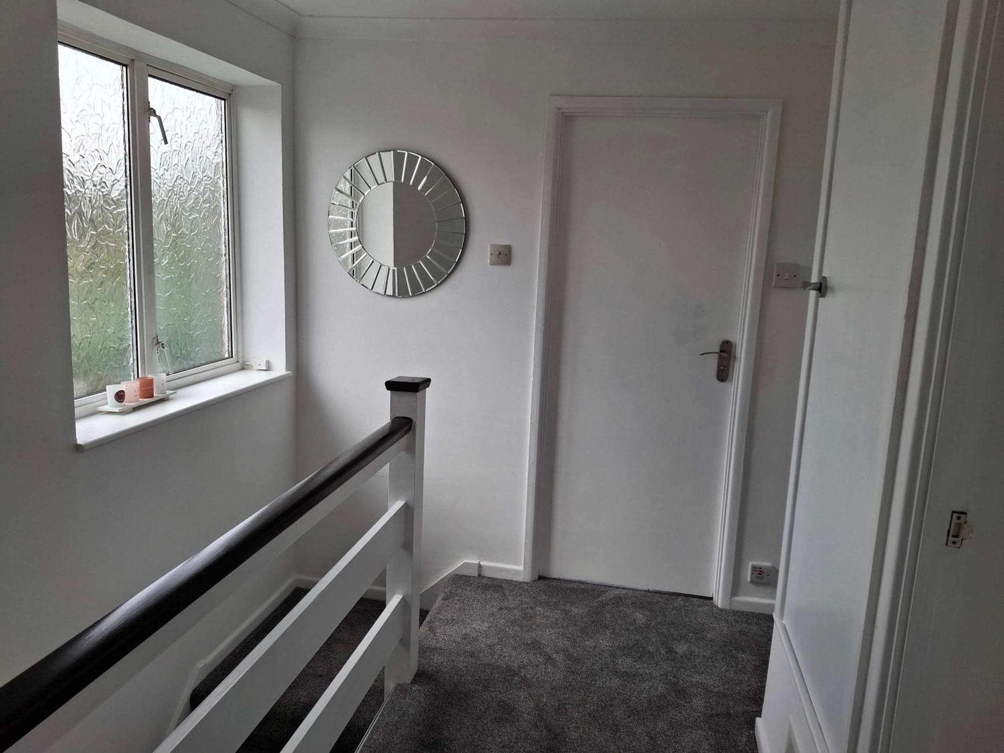 Nicely Decorated 3 Bedroom House Near Heathrow, London Staines-upon-Thames Ngoại thất bức ảnh